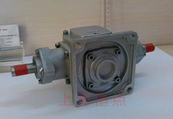 T2-1-1-U轉向箱,雙脖子輸入,單軸向上輸出