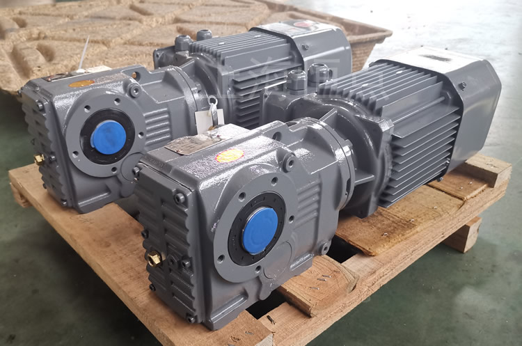 KA37系列減速機通孔輸出，配電機實物圖