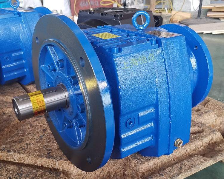 RF87減速機，輸入配法蘭B5端蓋，立式法蘭輸出，實物照片